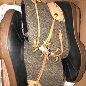 Sperry boots